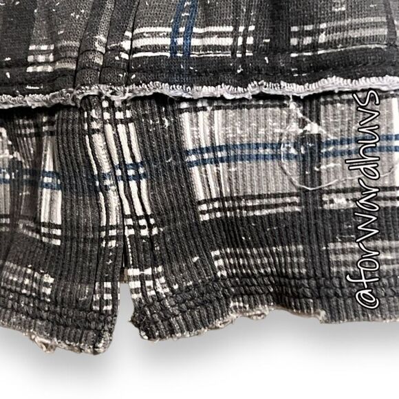 Reversible Billabong Full Zip Hoodie - Size Estimate: Small - Picture 8 of 14